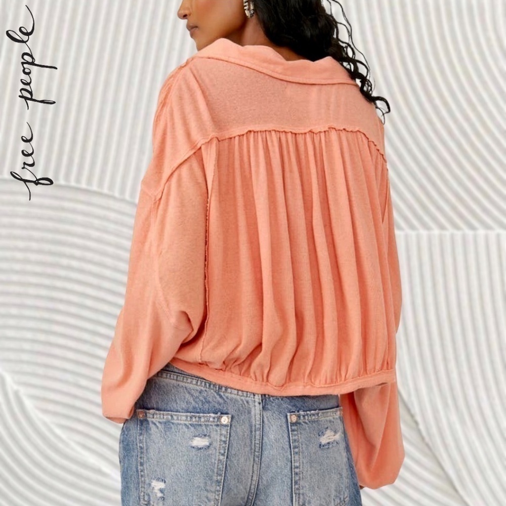 FREE PEOPLE Darren Long Sleeve Relaxed Billowy Deep V-Neck Crop Top NWT/XS - Picture 5 of 15